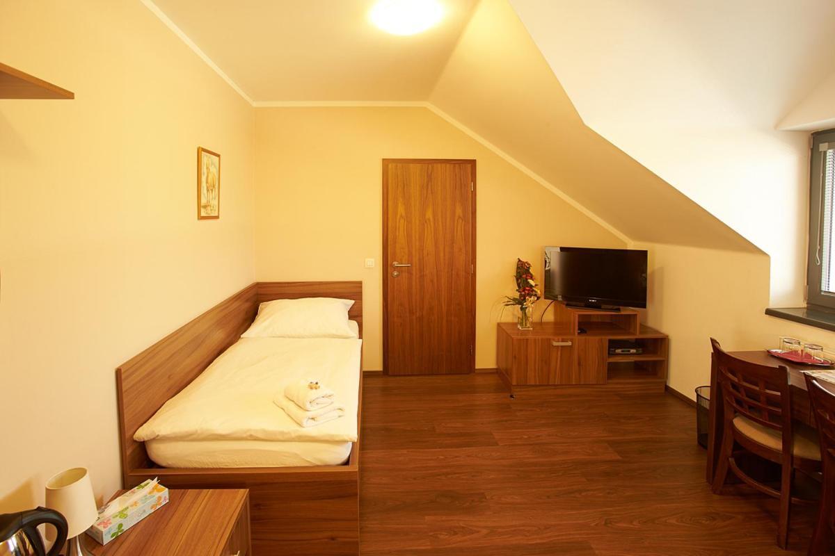 Hotel Horse Riding - Jezdecky Areal Tršice Rom bilde